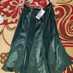 JADE FLUTED SKIRT